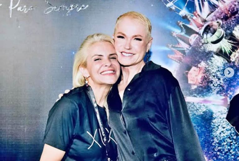 Ex-paquita Tatiana Maranhão se declara para Xuxa após festa de aniversário