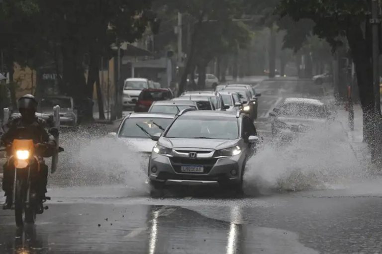 Rio e São Paulo terão chuvas fortes após previsão de Ciclone no Sul