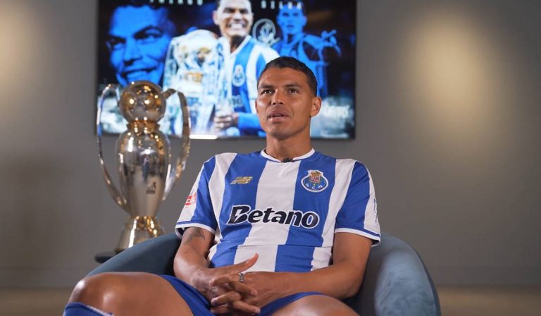 Thiago Silva é dispensado pelo Porto, de Portugal