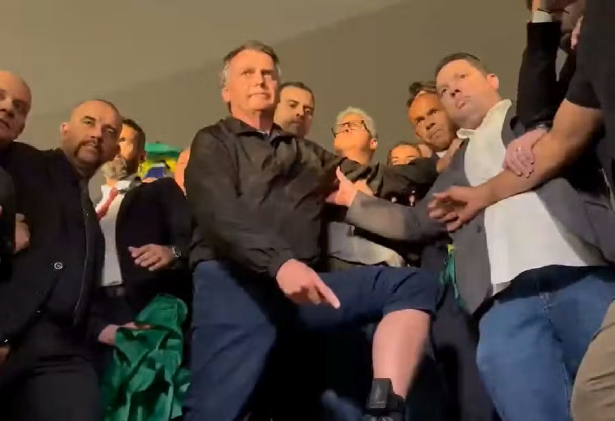 Tornozeleira de Bolsonaro Tornozeleira de Bolsonaro (Foto: Reprodução/ Captura de tela)