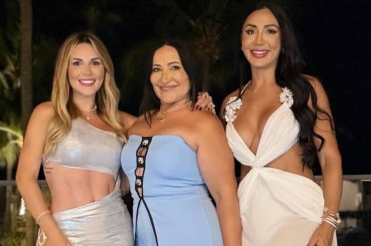 Deolane, Solange e Dayanne Bezerra Deolane, Solange e Dayanne Bezerra (Foto: Reprodução)