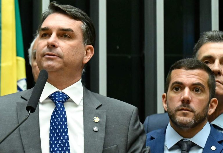 Bolsonarista que fez CPI do Master volta atrás e pede para esquecerem Vorcaro