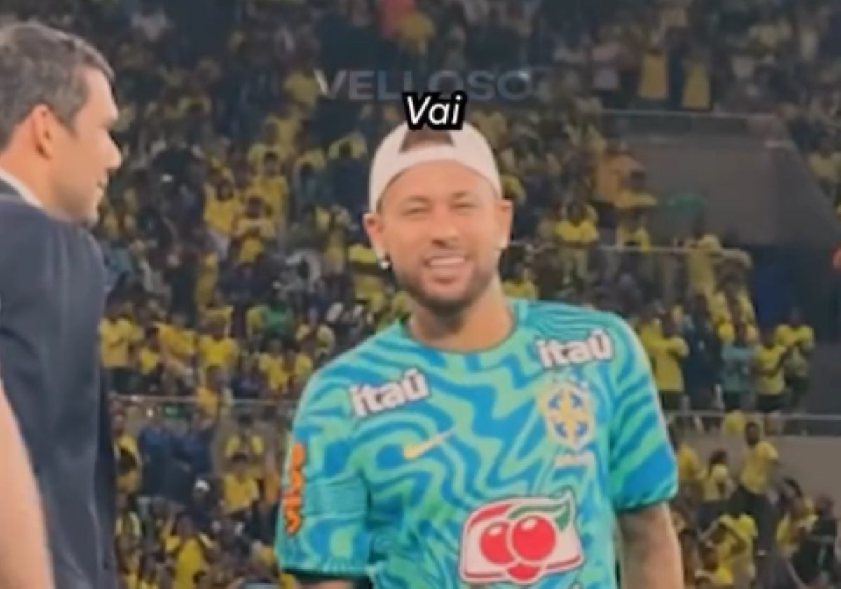 Neymar Jr conversando com o Presidente da CBF, Samir Xaud, no jogo do Brasil (Reprodução/ Redes sociais/ Captura de tela)