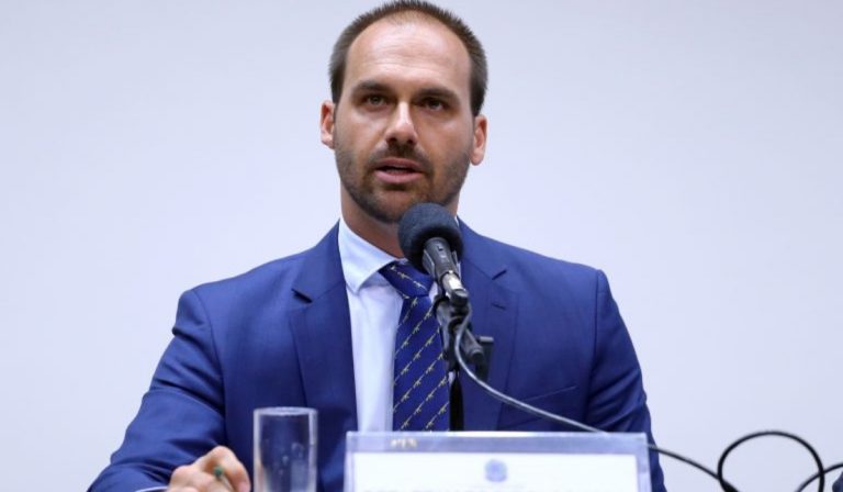 Eduardo Bolsonaro reage à condenação pelo STF