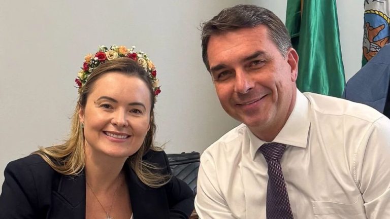 Julia Zanatta revela estar pronta para ser vice-presidenta do Brasil