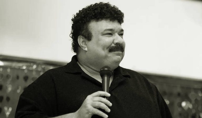 Morre Victor Sávios, cover de Tim Maia, aos 55 anos