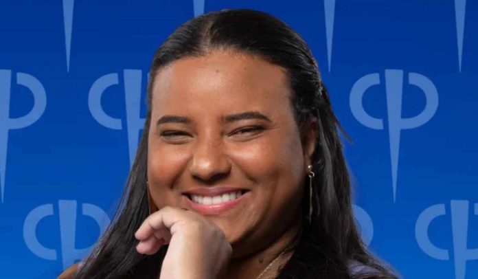 Nataly (Reprodução: Record)