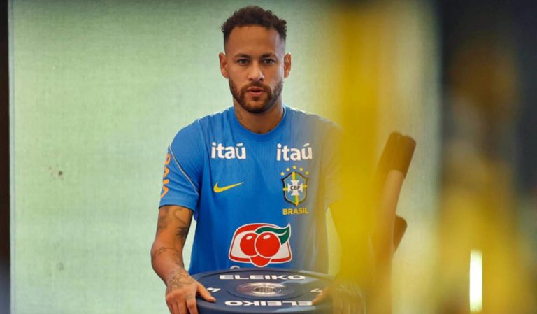 Ancelotti confirma Neymar no jogo contra a Escócia