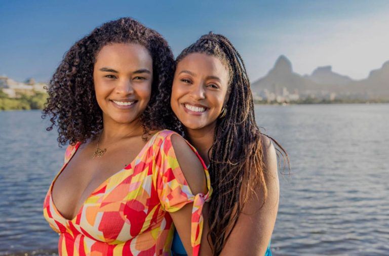 Por Você: Sheron Menezzes e Lucy Ramos falam da união de Bela e Juli