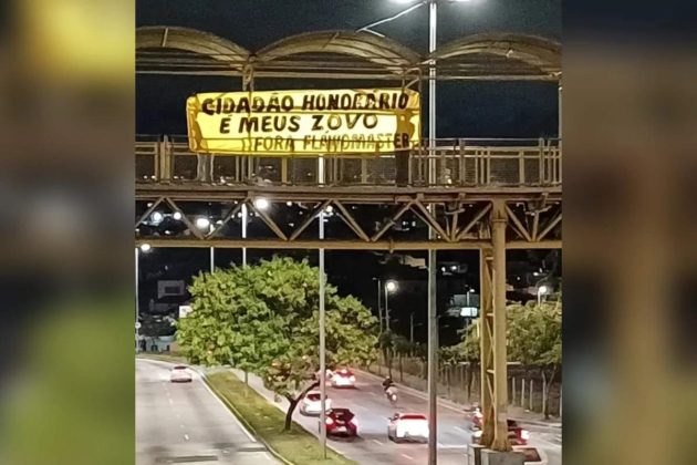 Faixa de protesto