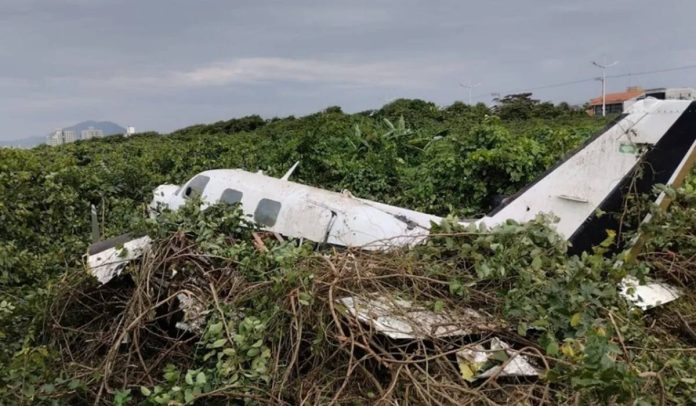 Avião Avião