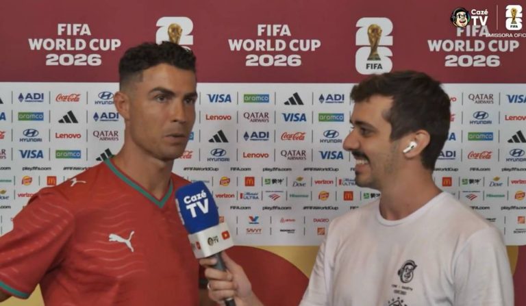 Repórter cai em lagrimas ao vivo após entrevistar Cristiano Ronaldo