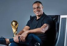 Denílson pode comandar novo programa dominical na Globo