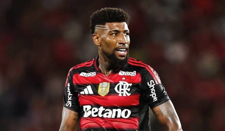 Emerson Royal comenta possível saída do Flamengo