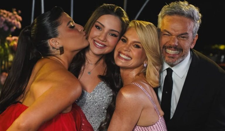 Flávia Alessandra revela que engravidou da filha na cama dos pais