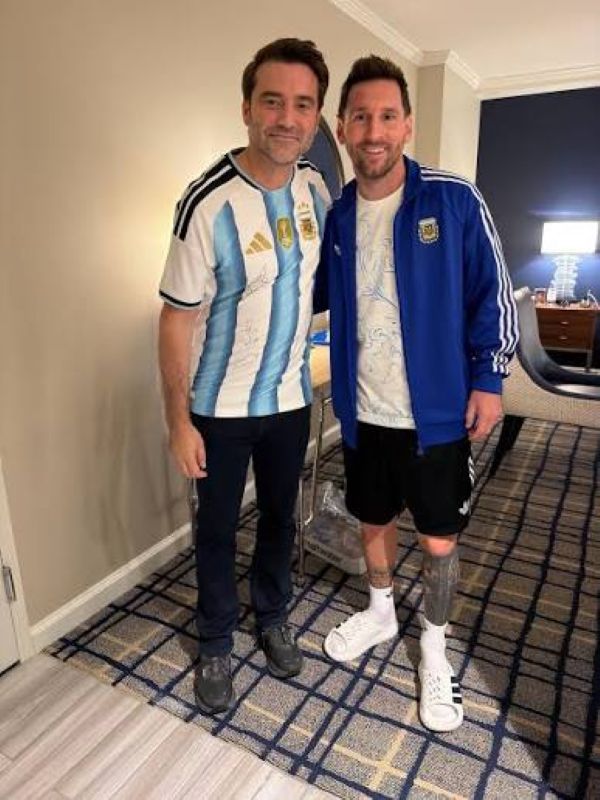 Messi e Negre (Reprodução) Messi e Negre (Reprodução)