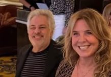 Viúvo de Rita Lee viaja a Paris com ex namorada e levanta suspeitas de romance