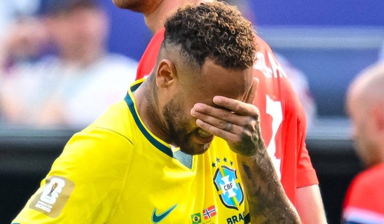 Vídeo de Neymar na academia viraliza e web não perdoa: “Está fazendo tudo errado”