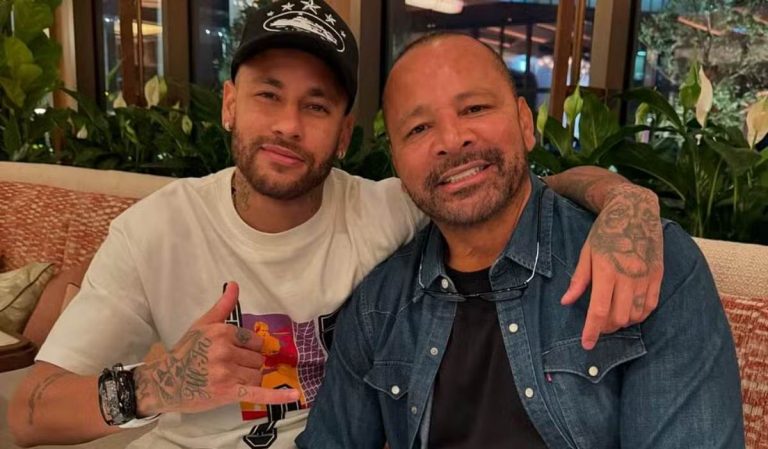 Neymar recebe carta com pedido do pai: “Continue a jogar futebol”