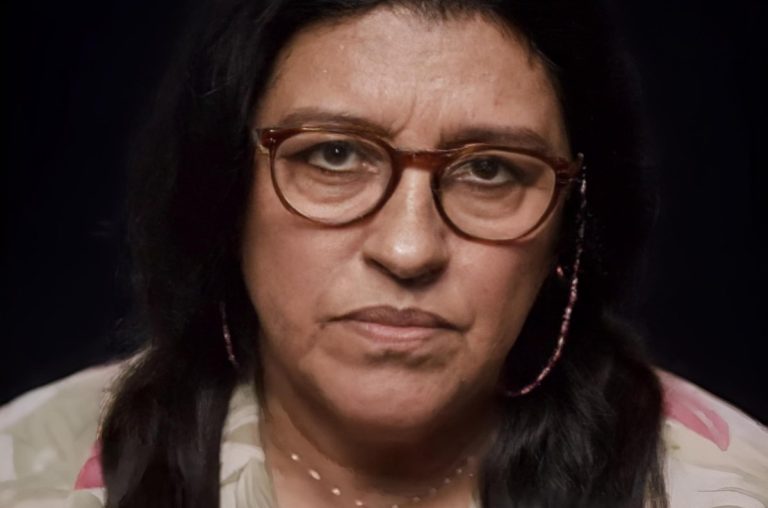 Regina Casé desabafa sobre fama de antipática: “Preconceito”