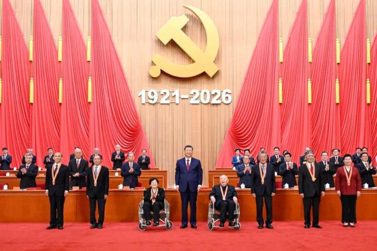 Xi alerta para desafio comunista: “Tempestades violentas”