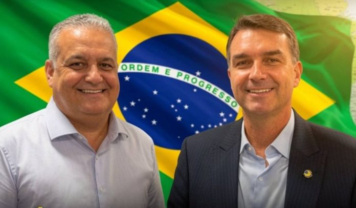 Alfredo Gaspar e Flávio Bolsonaro Alfredo Gaspar e Flávio Bolsonaro