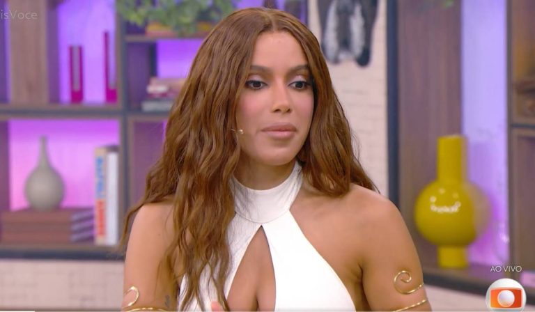 Do Candomblé, Anitta explica sua religião ao vivo no ‘Mais Você’