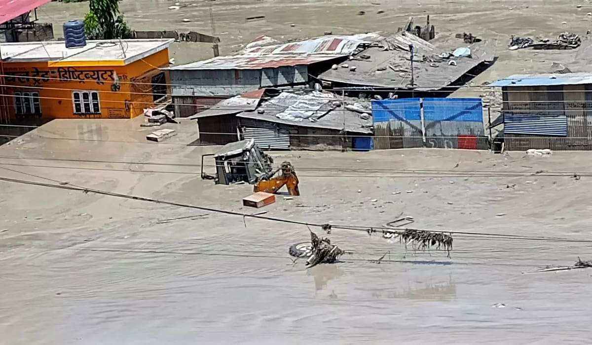 Avalanche no Nepal (Fonte: Reuters)