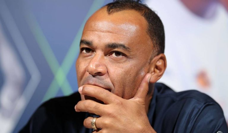 Cafu, capitão do penta, faz revelações sobre parceria com Ancelotti
