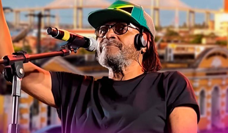 Aos 71 anos, cantor Edson Gomes é internado em UTI após show