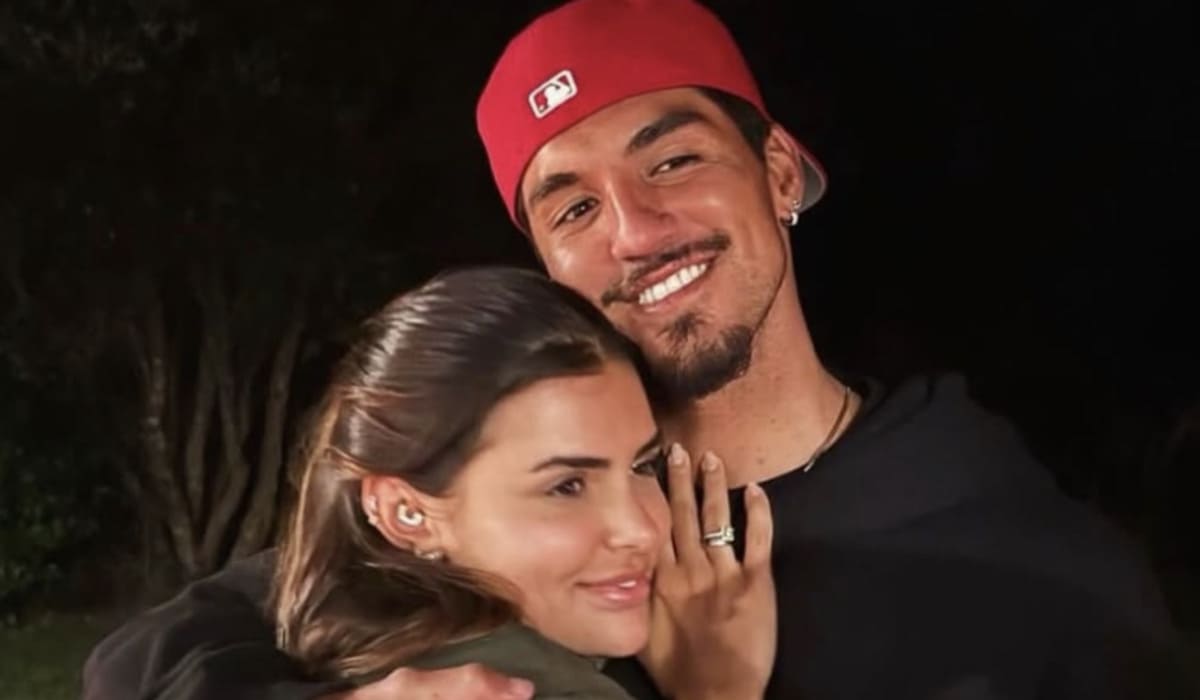 Gabriel Medina e Isabella Arantes (Fonte: Instagram) Gabriel Medina e Isabella Arantes (Fonte: Instagram)