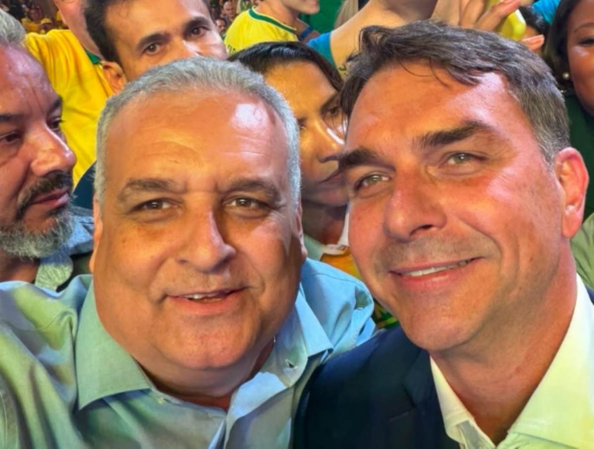 Alfredo Gaspar e Flávio Bolsonaro Alfredo Gaspar e Flávio Bolsonaro (Instagram/ Captura de tela)