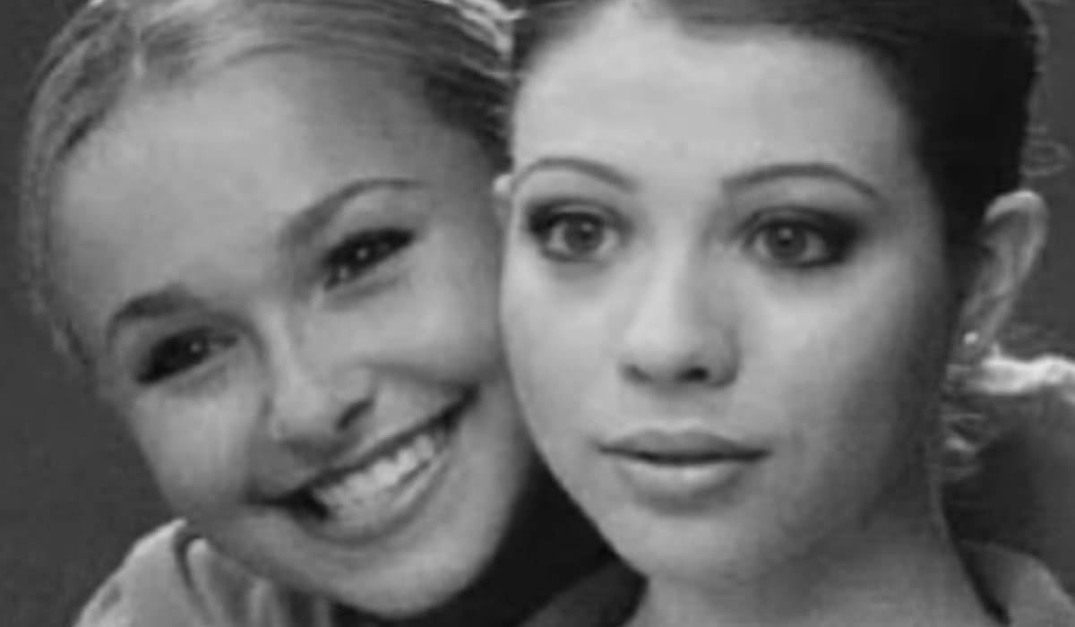 Hayden Panettiere e Michelle Trachtenberg (Reprodução/ Sonhos no Gelo) Hayden Panettiere e Michelle Trachtenberg (Reprodução/ Sonhos no Gelo)
