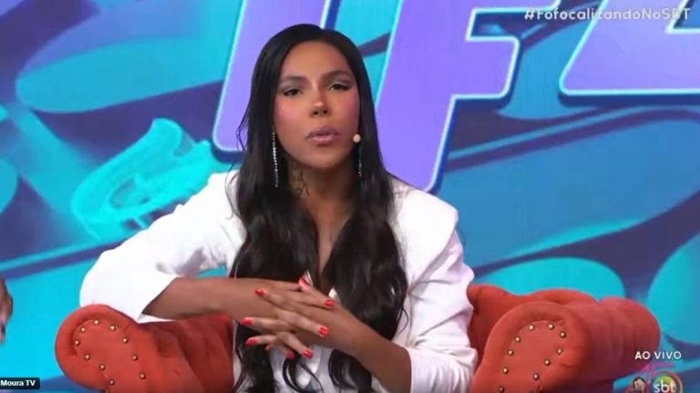 Carol Lekker pede desculpas ao vivo a Eliana no Fofocalizando