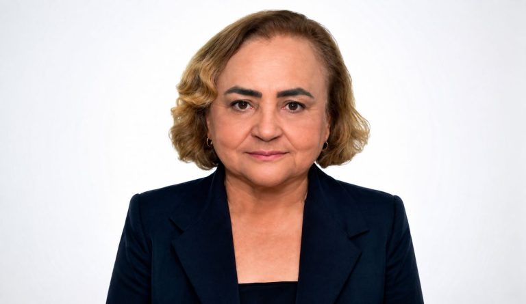 Candidata do PSOL choca ao declarar R$ 2 bilhões e se justifica
