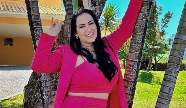 Fabíola Gadelha pode integrar o elenco de A Fazenda 18