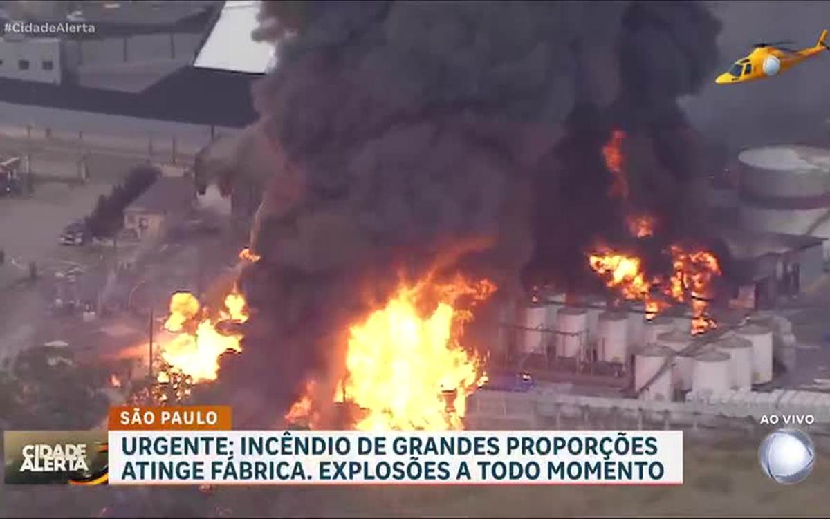 Incêndio fábrica de solventes - Record