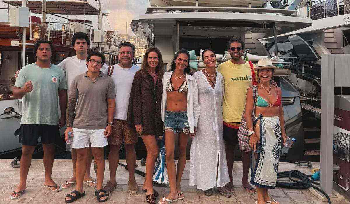 Ivete Sangalo, Tiago Maia e Familia (Fonte: Redes Sociais) Ivete Sangalo, Tiago Maia e Familia (Fonte: Redes Sociais)