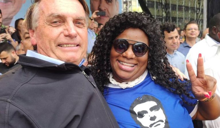 Negona do Bolsonaro revela ter sido humilhada e expulsa da sede do PL