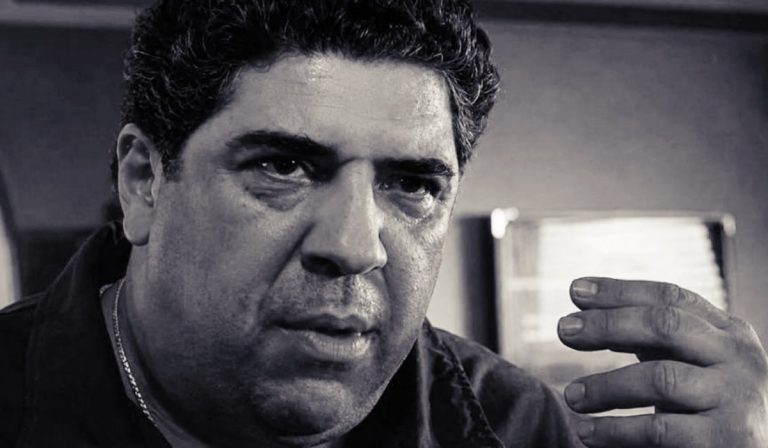 Morre Vincent Pastore, ator de “Família Soprano”, aos 80 anos