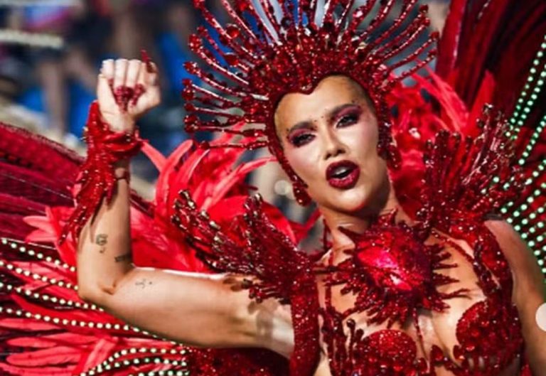 Virginia Fonseca deixa posto de rainha de bateria da Grande Rio