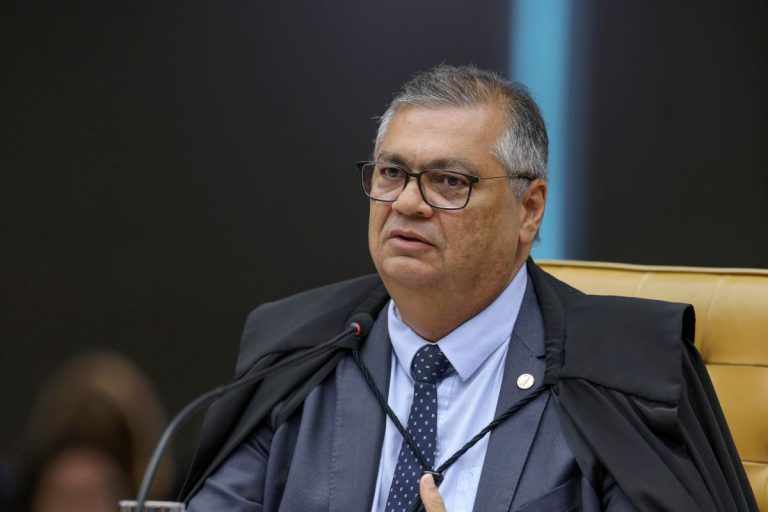 Dino faz questionamento no STF: “Vossa Excelência viu o vídeo do Fabio Porchat?”