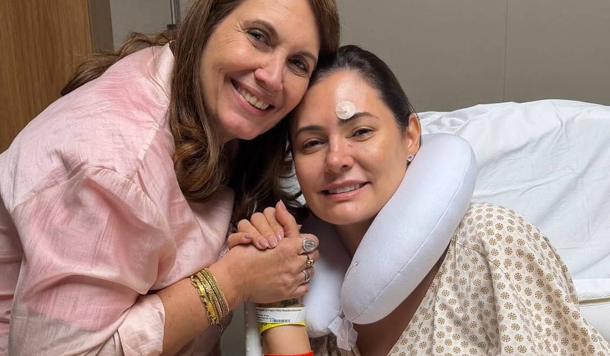 Bia Kicis e Michelle Bolsonaro Bia Kicis e Michelle Bolsonaro