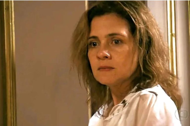 Avenida Brasil: Desesperada, Carminha faz pacto com bandido ao fugir de hospício