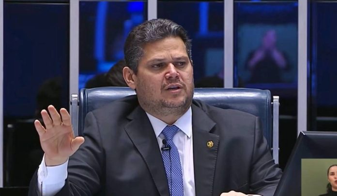 Davi Alcolumbre Davi Alcolumbre - Foto: Reprodução da TV Senado