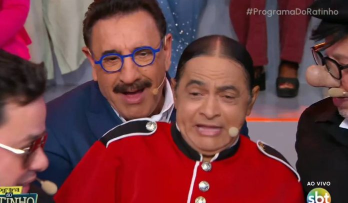 Faxinildo volta ao Programa do Ratinho - Foto: Reprodução/SBT