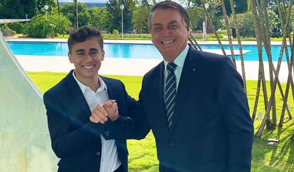 Nikolas Ferreira e Jair Bolsonaro Nikolas Ferreira e Jair Bolsonaro
