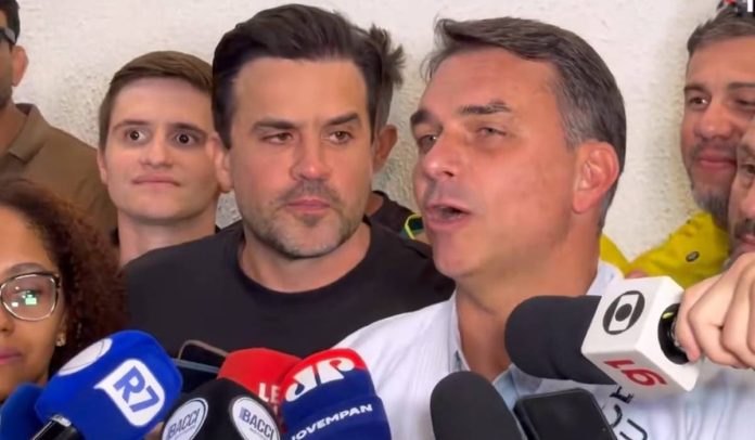 Pablo Marçal e Flávio Bolsonaro