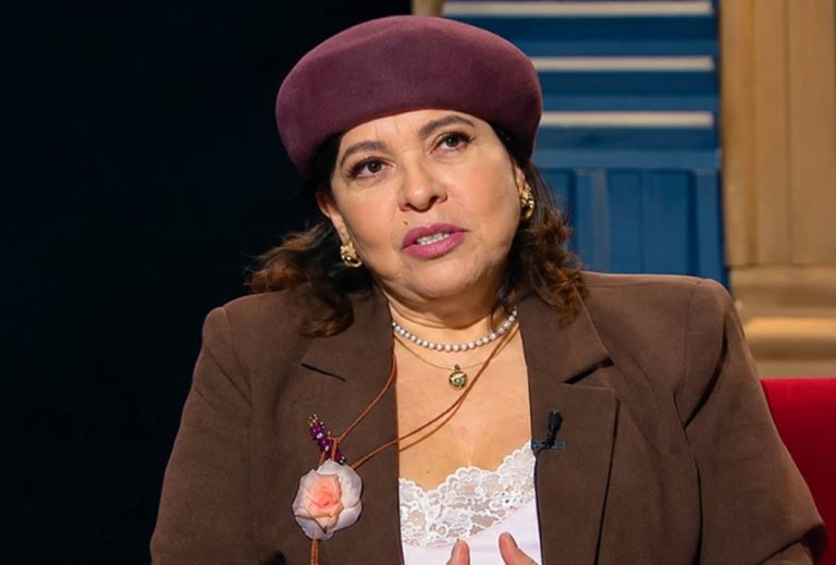 Roberta Miranda se emociona ao contar verdadeira história de sua vida