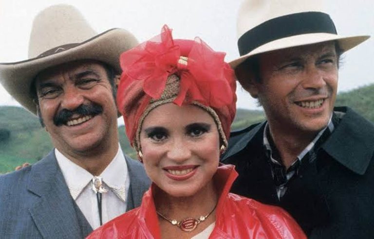 Globo corta quase 70 capítulos de Roque Santeiro antes da reprise